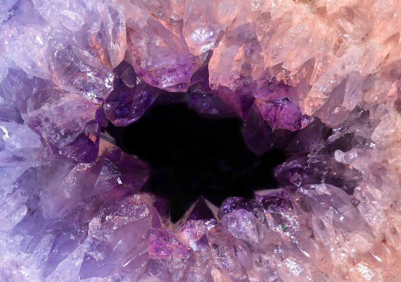 amethyst, crystal, purple-1394397.jpg